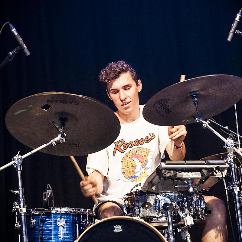 BadBadNotGood