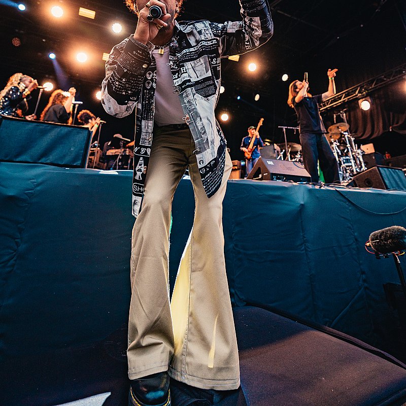 Blackwave. at 505-Concerten voor menselijkheid