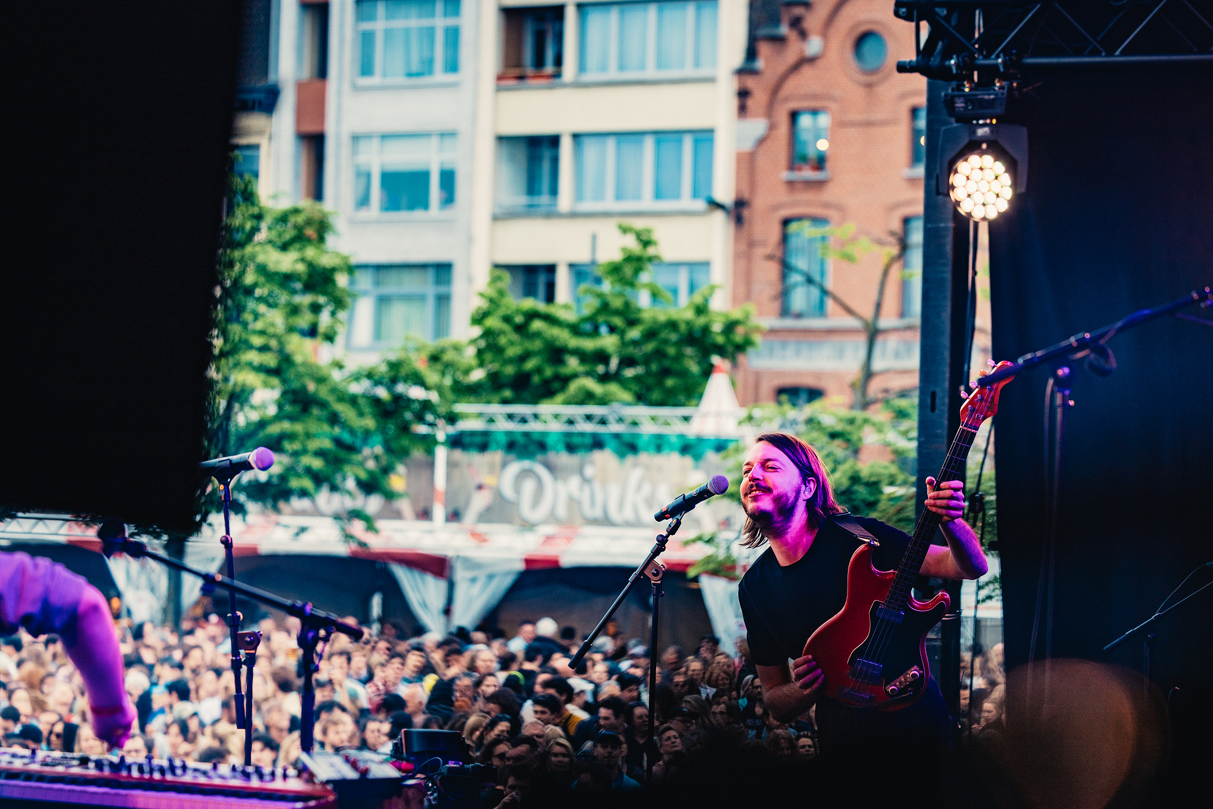 Zimmerman at 505-Concerten voor menselijkheid