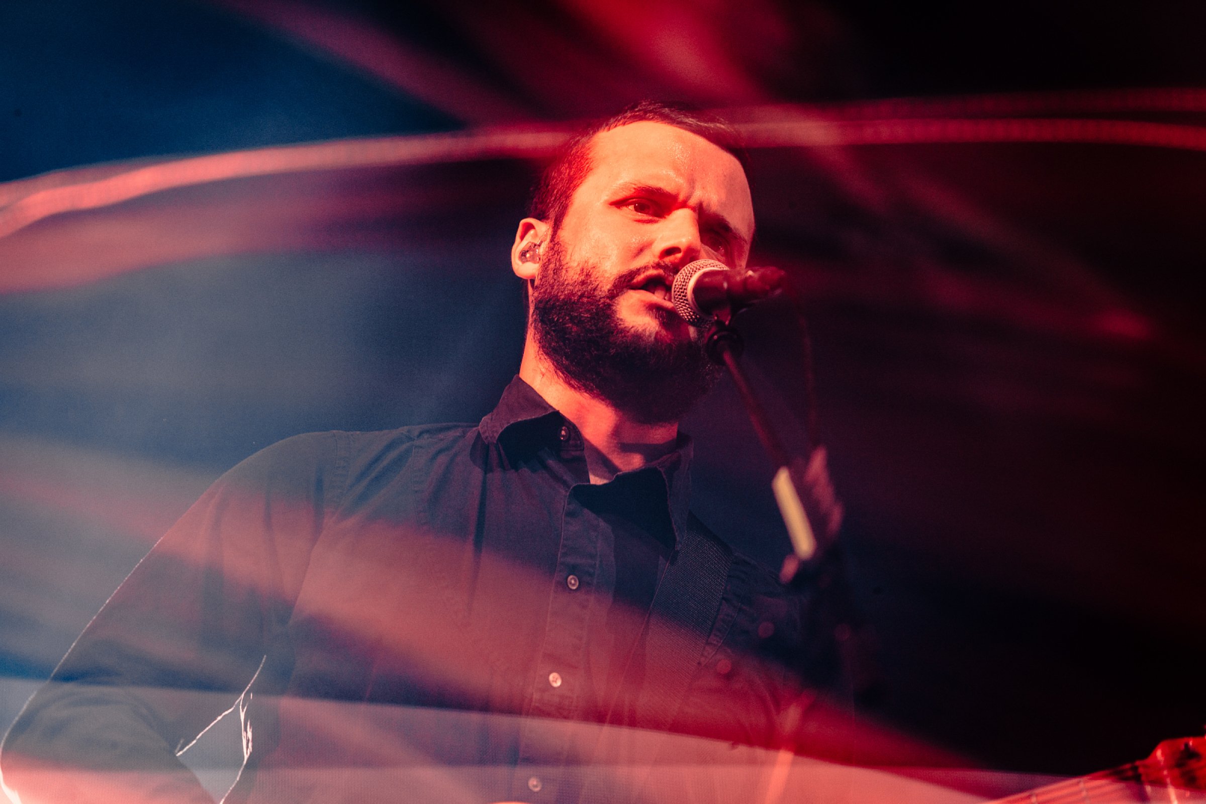 White Lies · photo 1