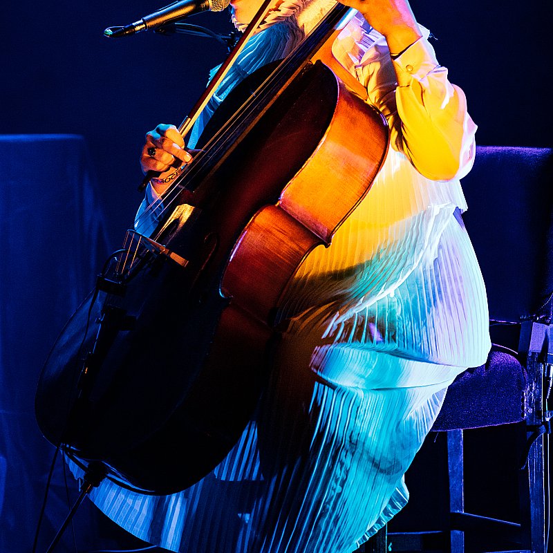 Tsar B at Minardschouwburg