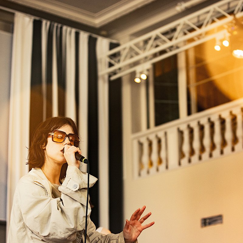 Sylvie Kreusch at viernulvier