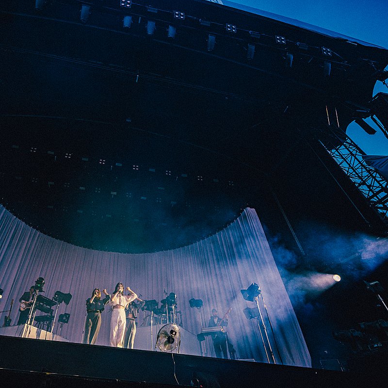 Eefje de Visser at Lokerse Feesten 2025