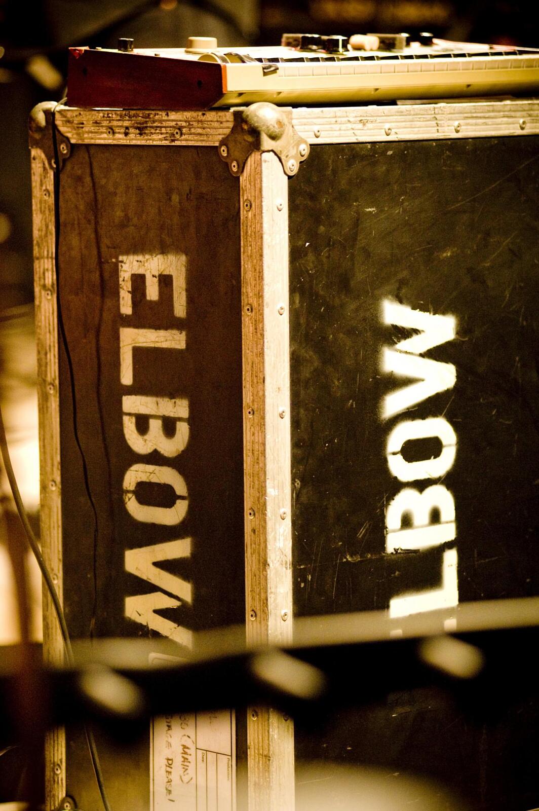 Elbow · photo 1