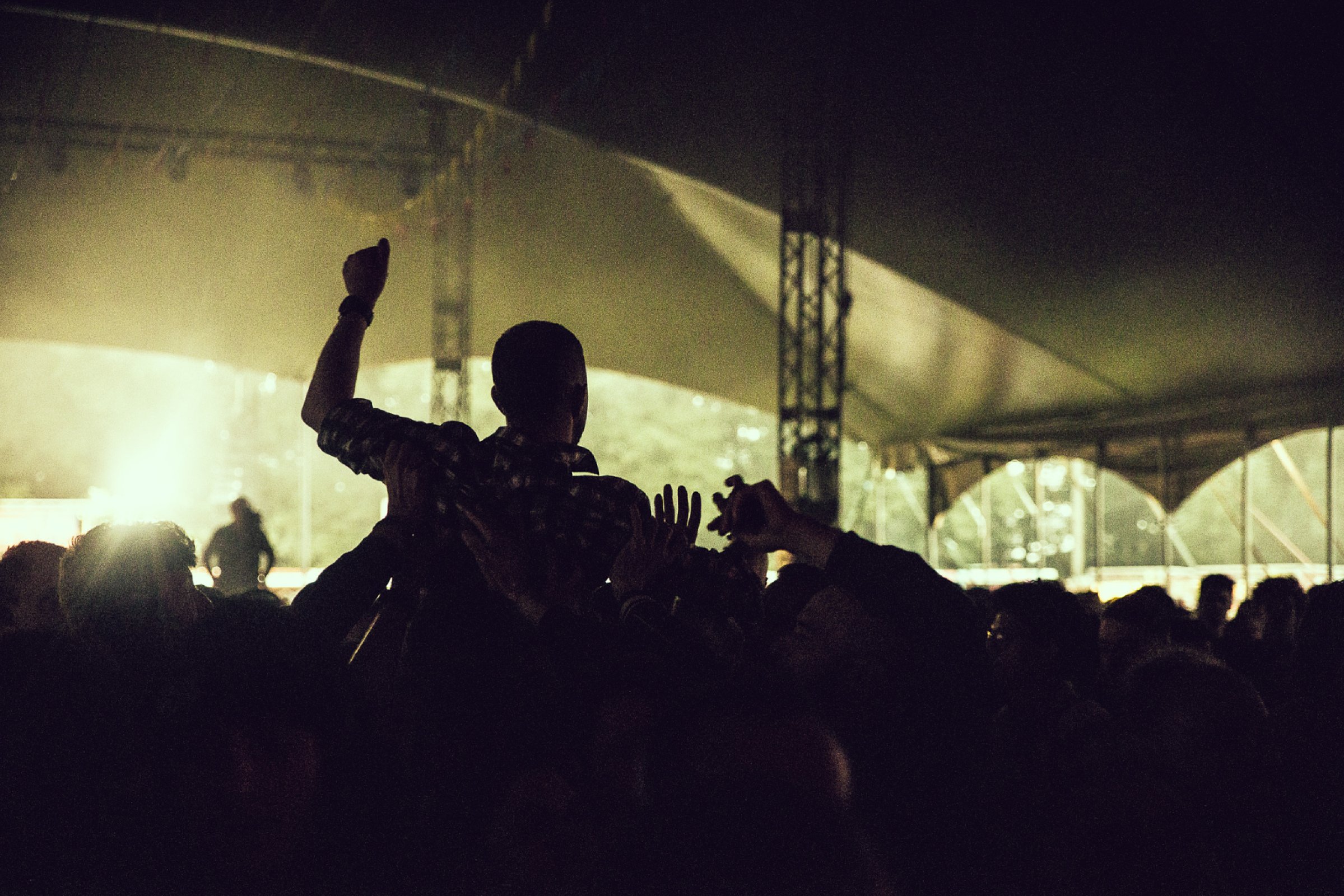 STAKE · photo 1