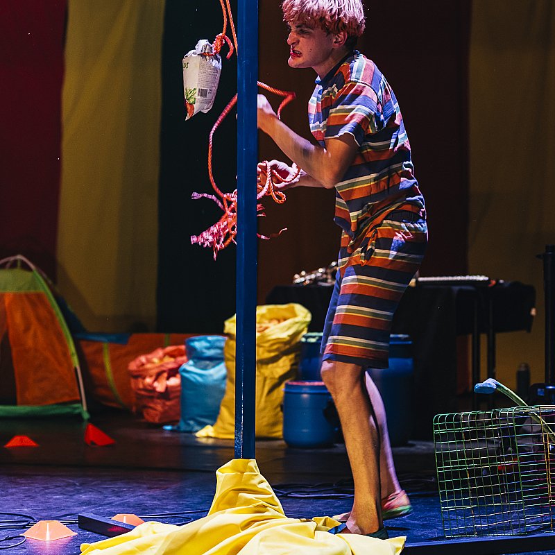 Joeri Chipsvingers at Minardschouwburg