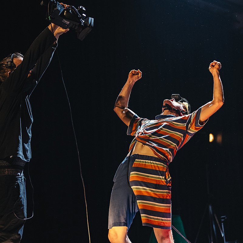 Joeri Chipsvingers at Minardschouwburg