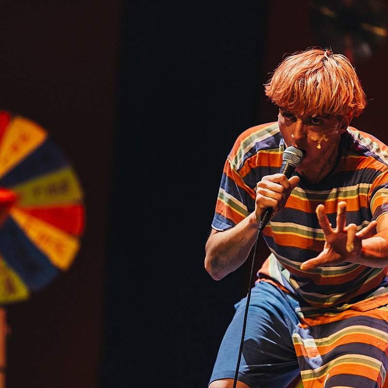 Joeri Chipsvingers at Minardschouwburg