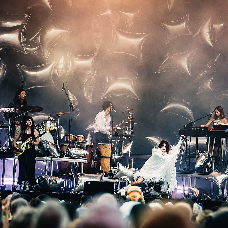 Sylvie Kreusch at Cactusfestival 2025