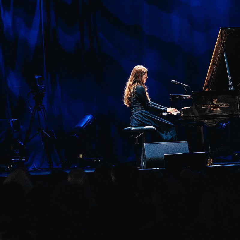Eydis Evensen at Gent Jazz 2025