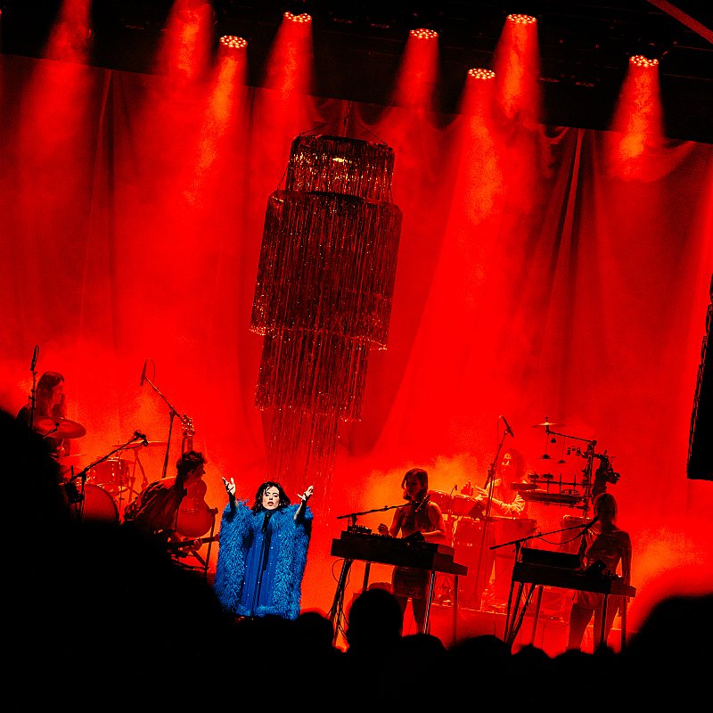 Sylvie Kreusch at viernulvier