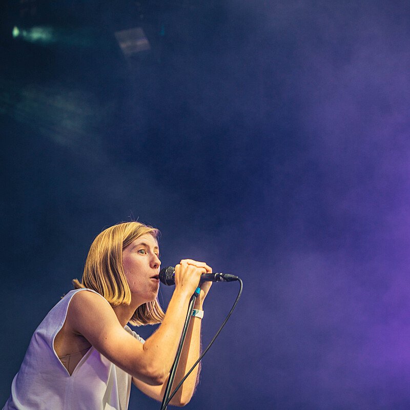 Whispering Sons at Cactusfestival 2019