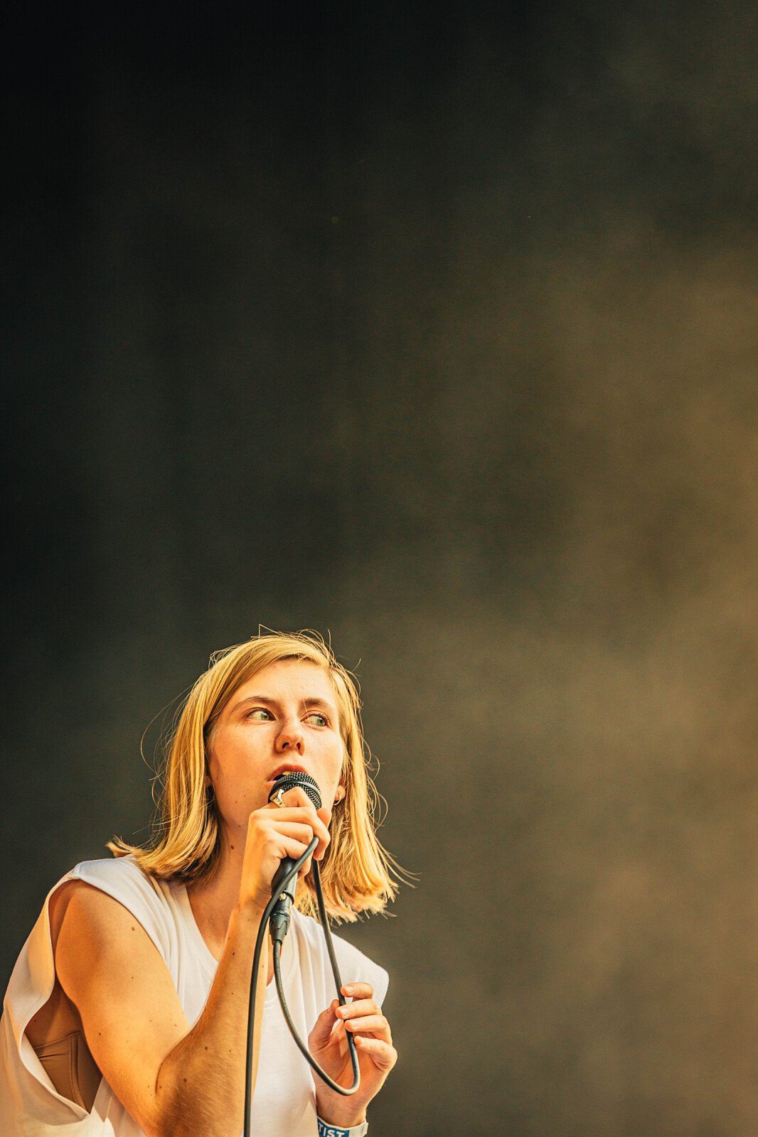 Whispering Sons at Cactusfestival 2019