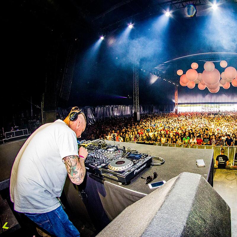Redlight Live