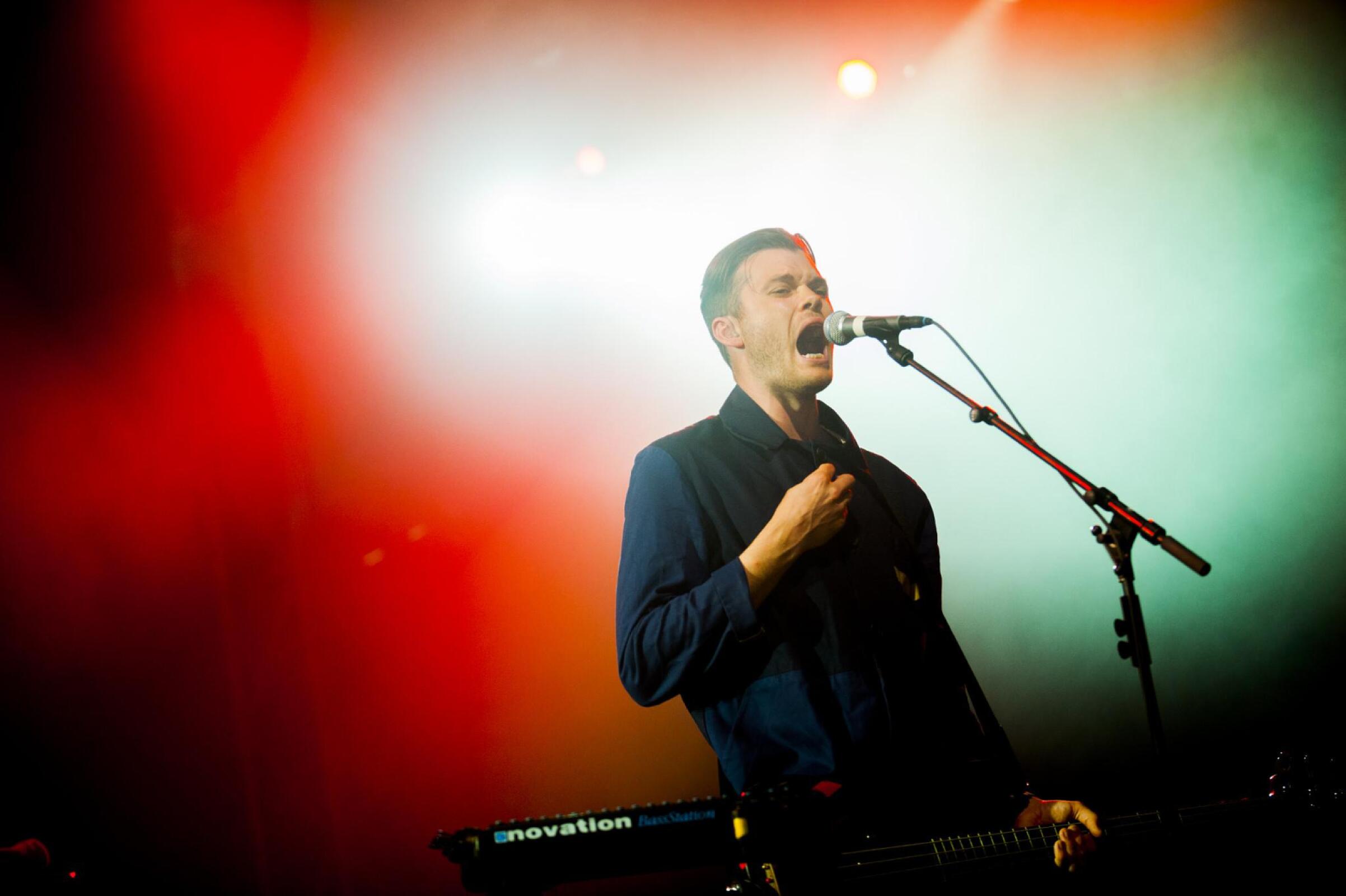 Everything Everything · photo 1
