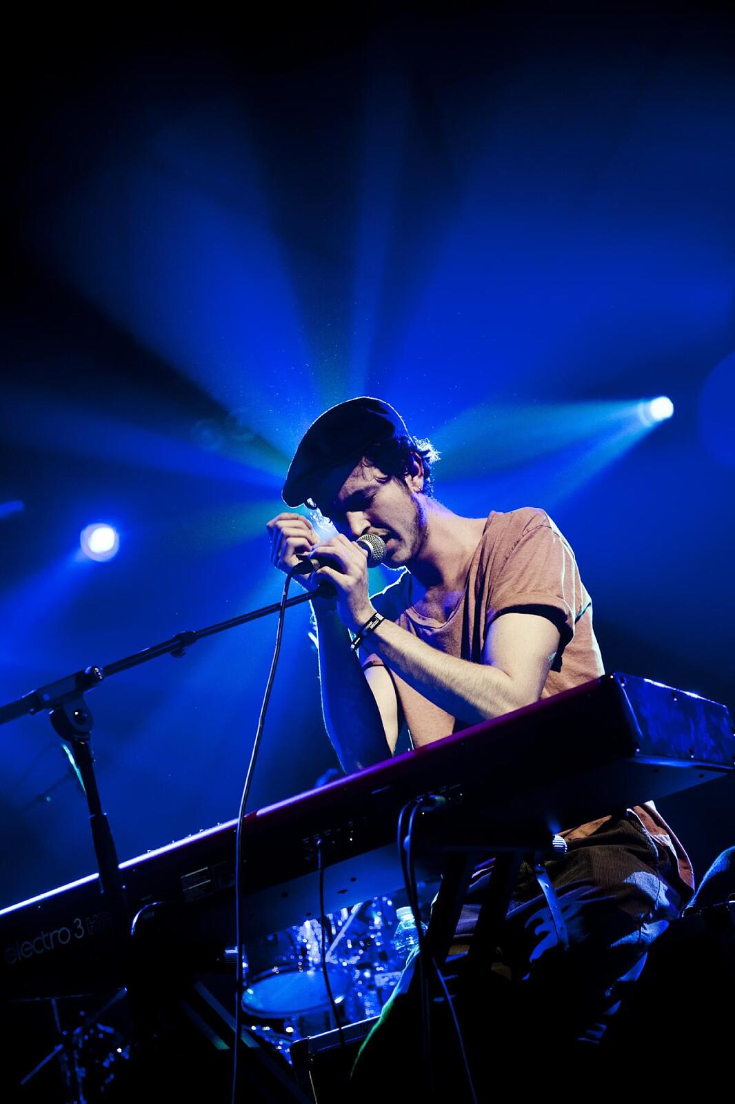 Oscar & The Wolf · photo 1