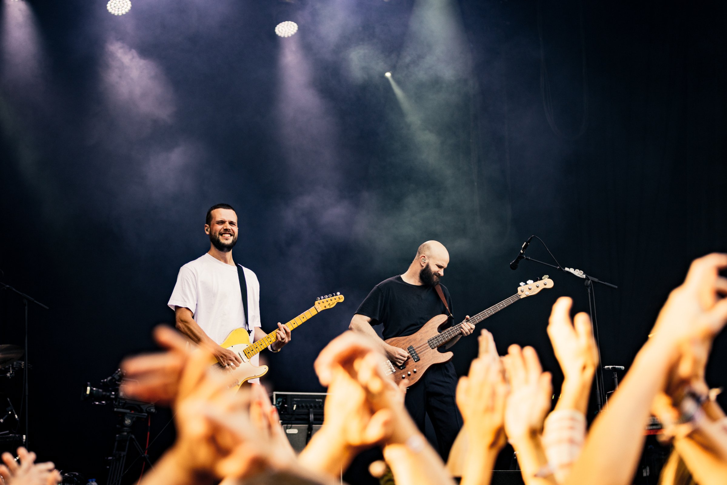 White Lies · photo 1