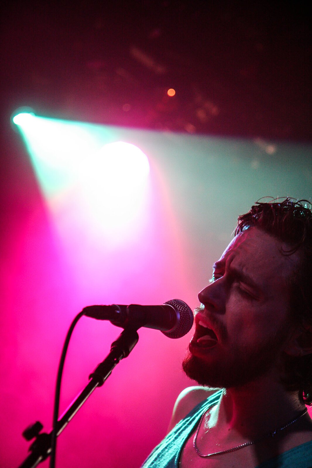 Yeasayer · photo 1