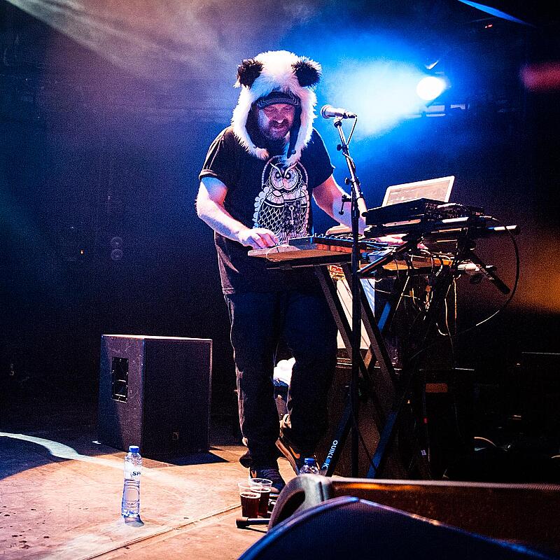 Dan Le Sac Vs Scroobius Pip
