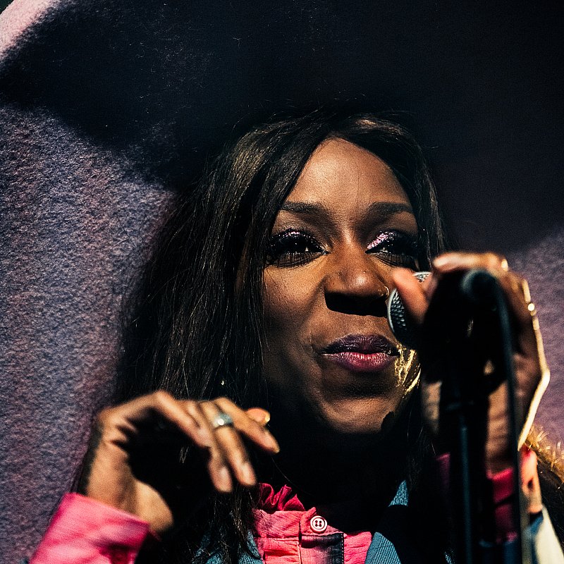 Charlotte Adigéry at viernulvier