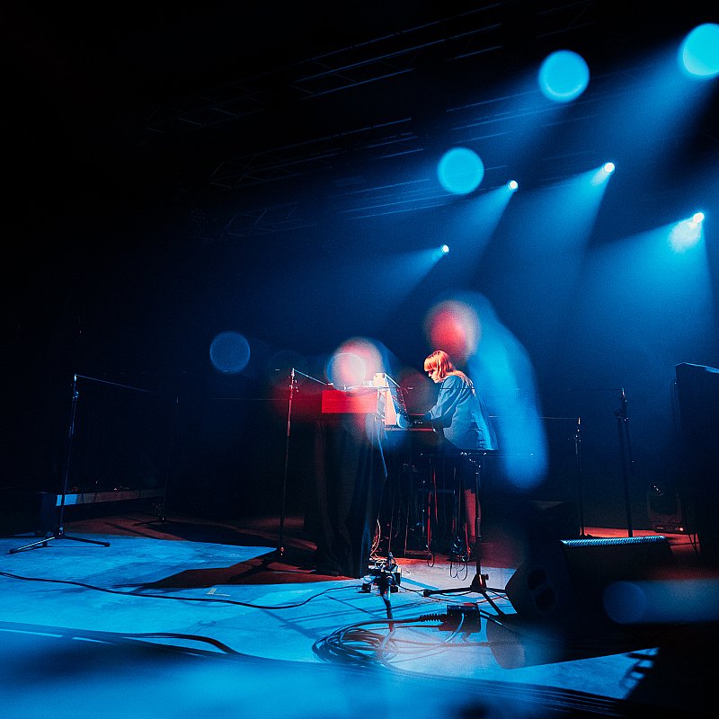 Natasha Pirard at Wintercircus