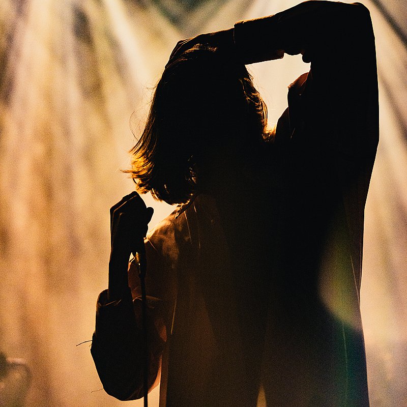 Whispering Sons at viernulvier