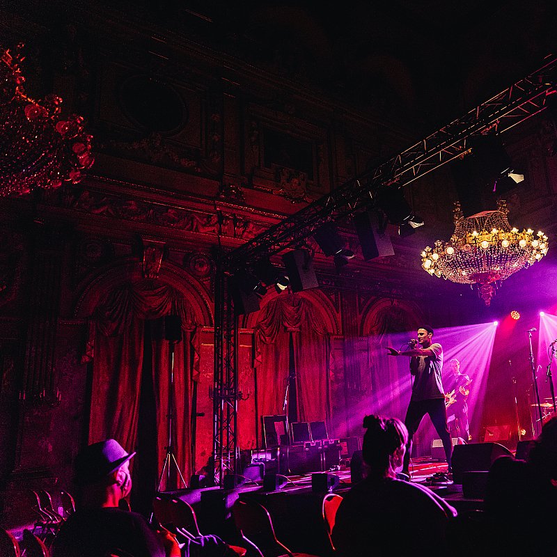 Moody Mae at Opera Gent