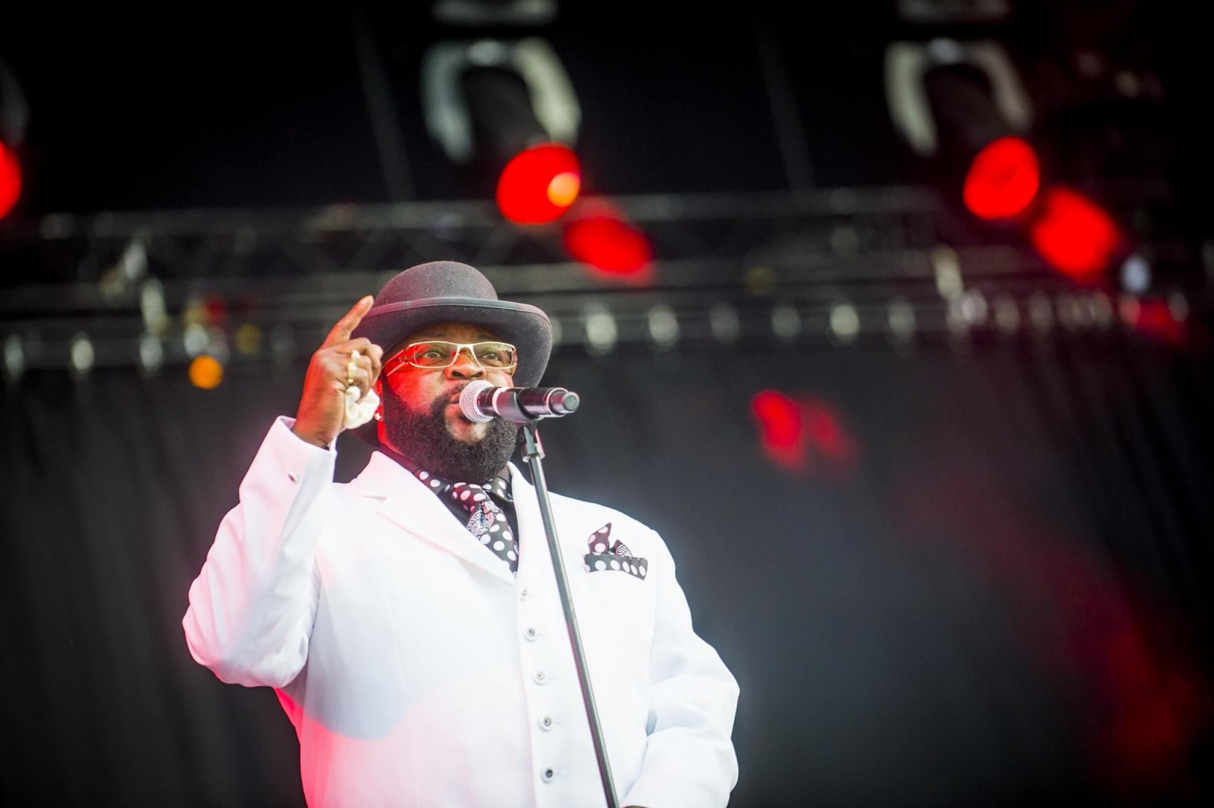The Barry White Experience · photo 1