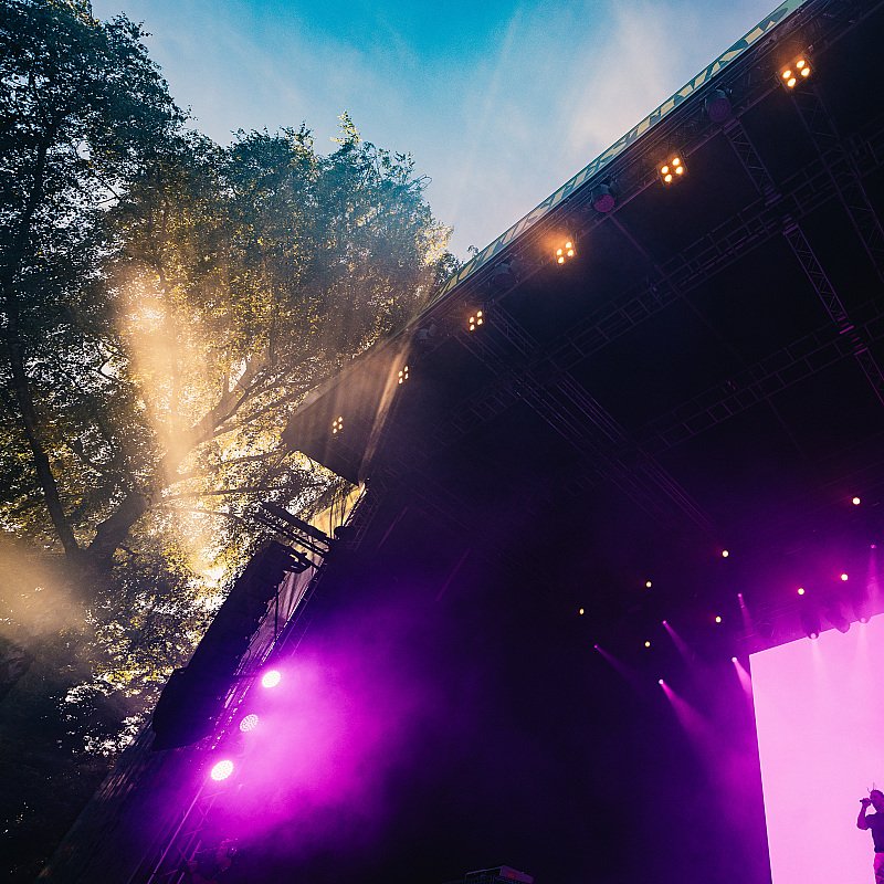 Glints at Cactusfestival 2025