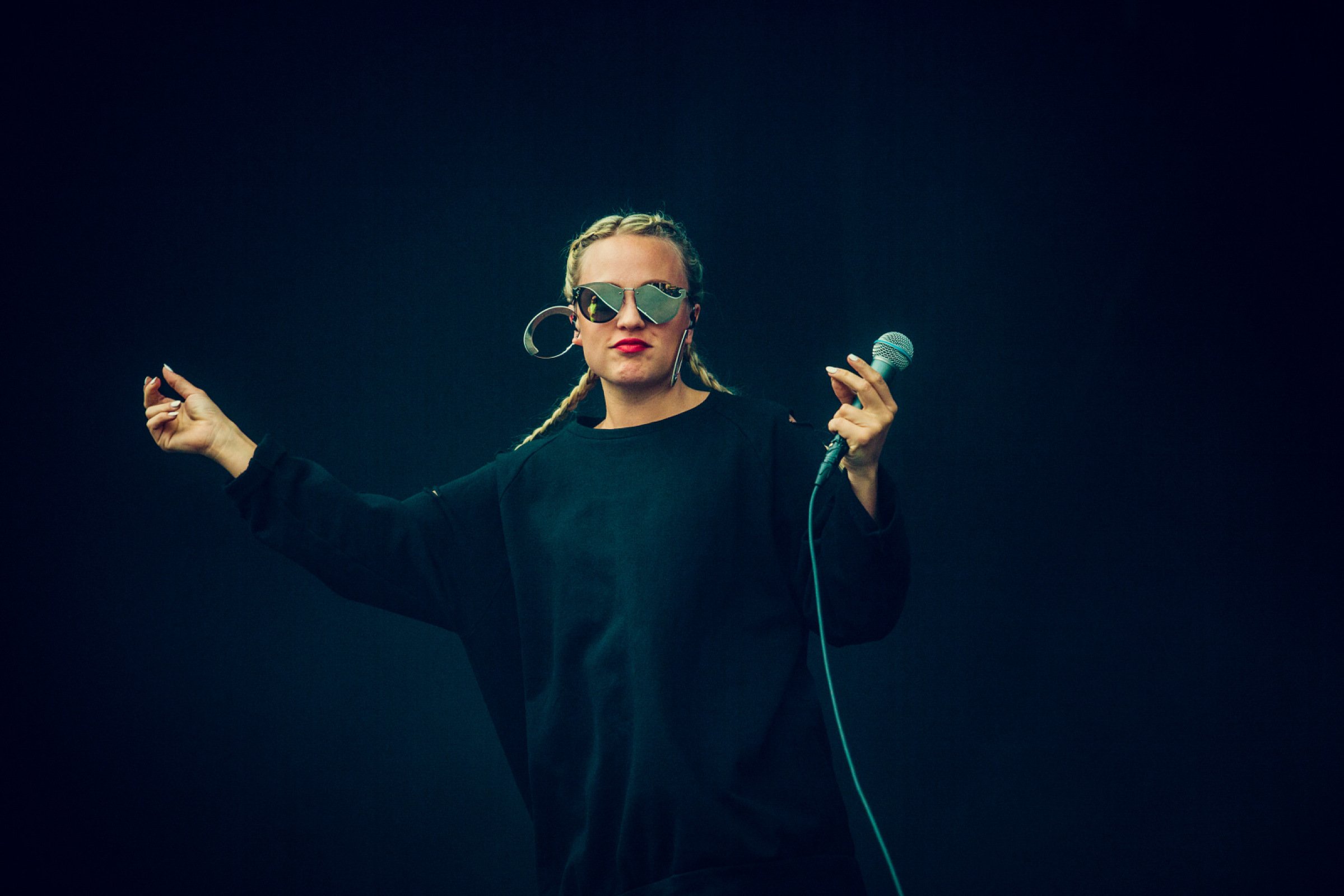 Billie · photo 1
