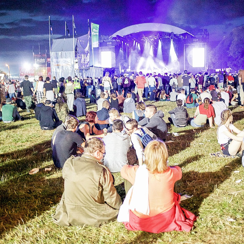 Ambiance Wednesday