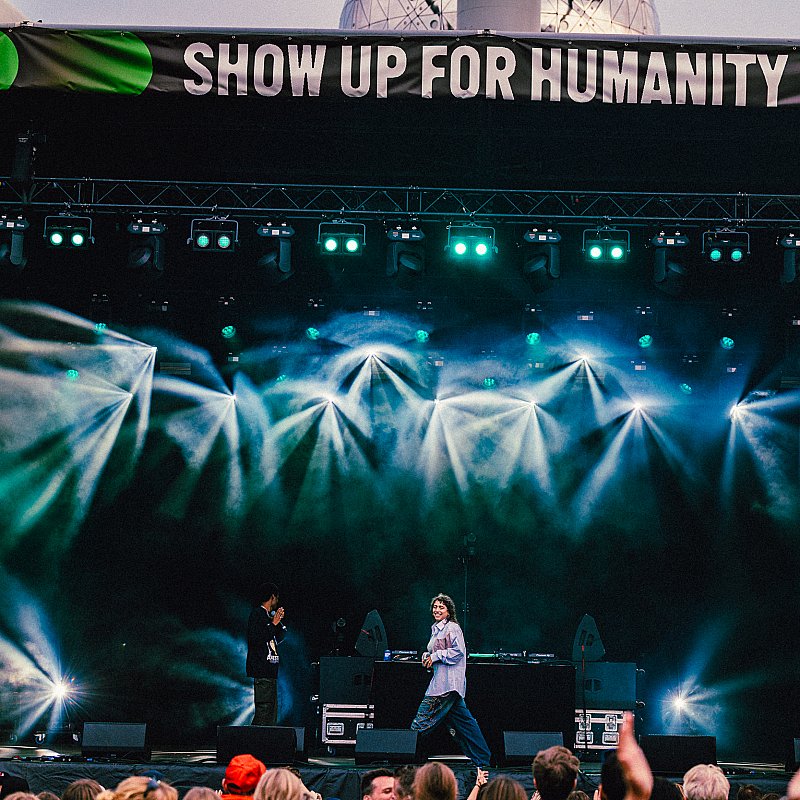 Blu Samu at Show Up For Humanity