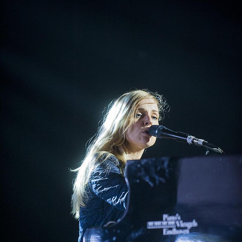 Agnes Obel