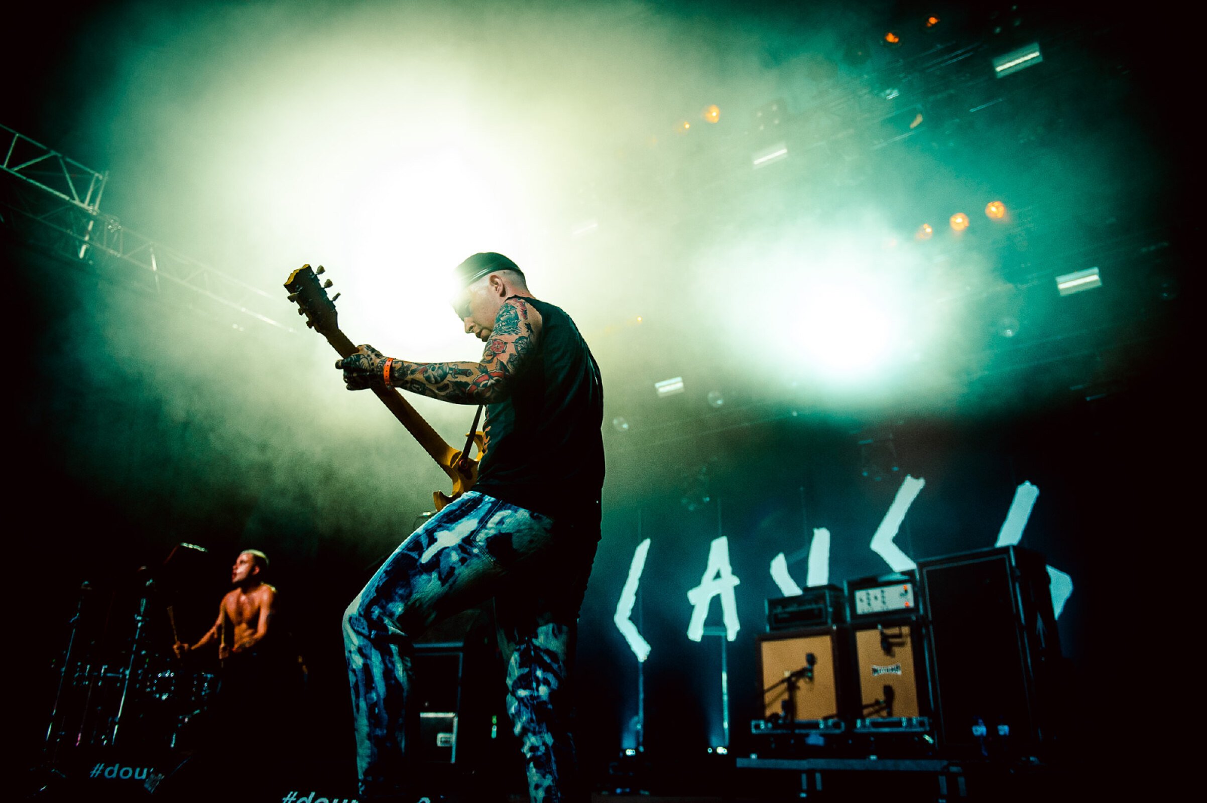 Slaves · photo 1