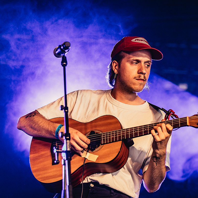 Simon at DOK