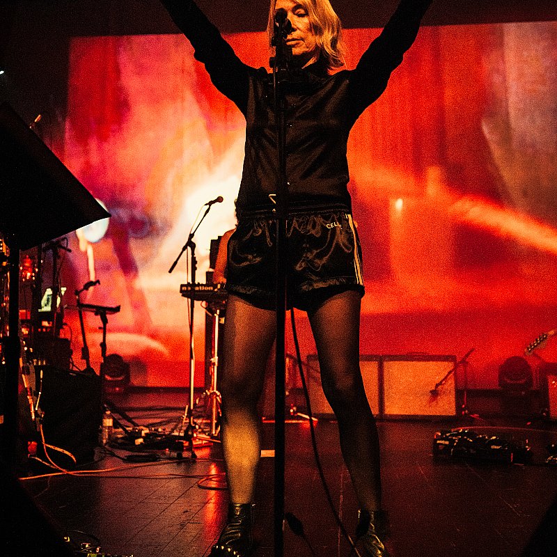 Kim Gordon at viernulvier