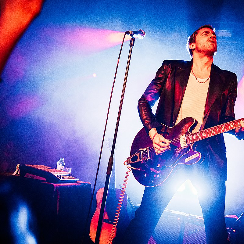 Miles Kane at viernulvier