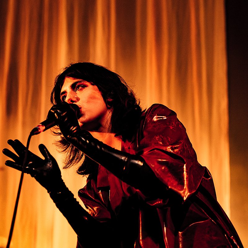 Sylvie Kreusch at viernulvier