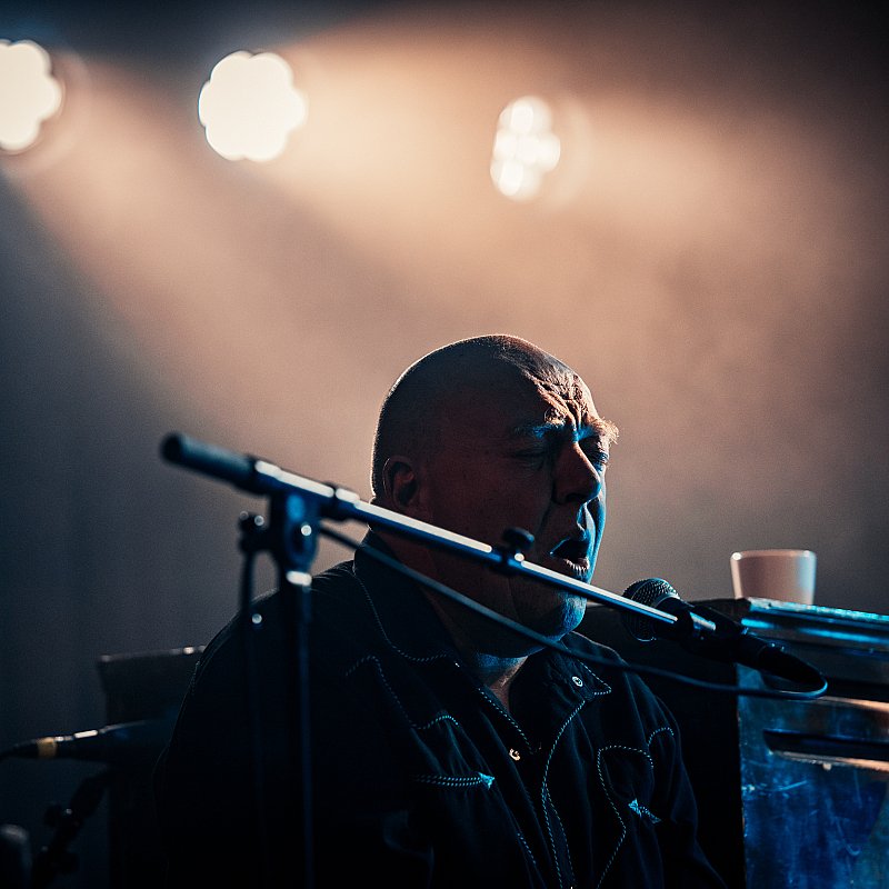 Mr. Paul & The Lowriders at viernulvier