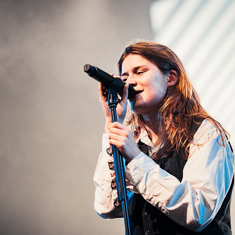 girl in red at Pukkelpop 2023