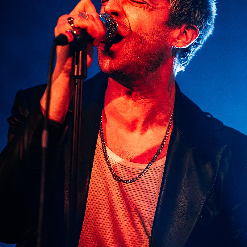 Miles Kane at viernulvier