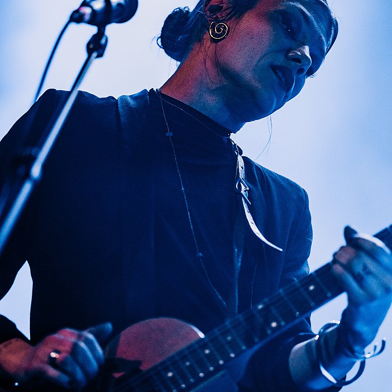 Trixie Whitley at viernulvier