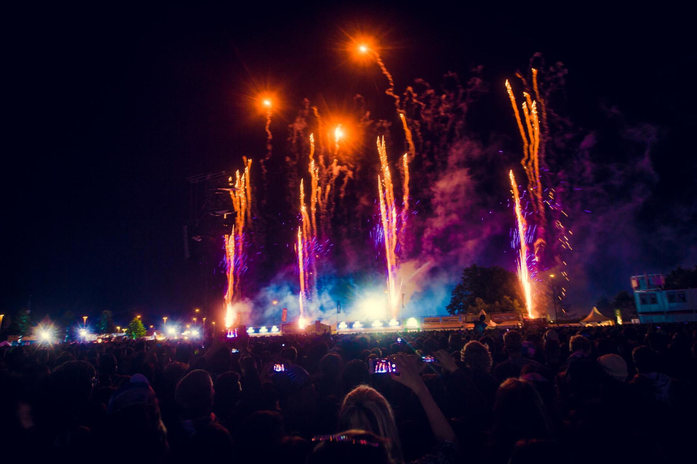 Openingsvuurwerk · foto 1