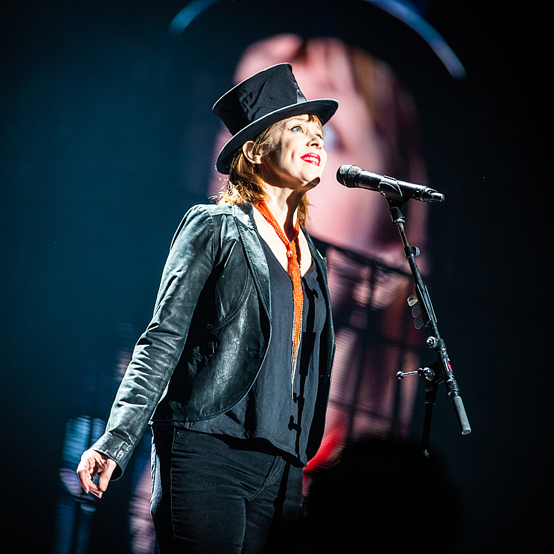 Suzanne Vega