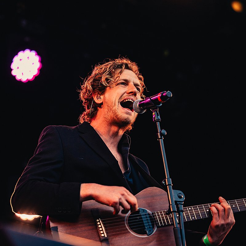 Warhaus at 505-Concerten voor menselijkheid