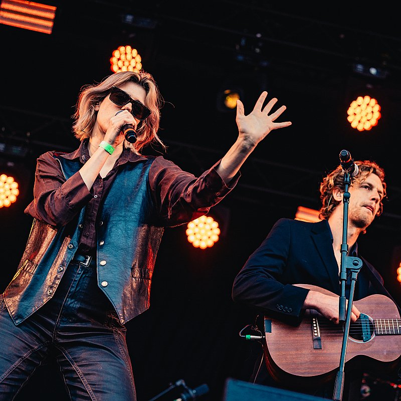 Warhaus at 505-Concerten voor menselijkheid
