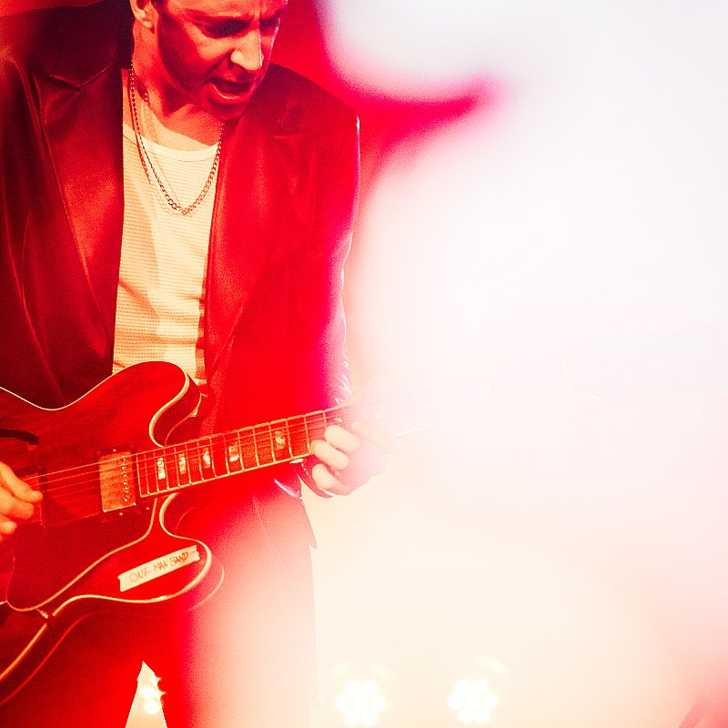 Miles Kane at viernulvier