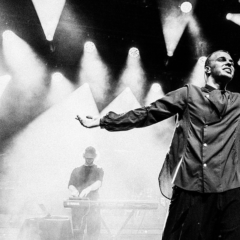 Mad99 at viernulvier