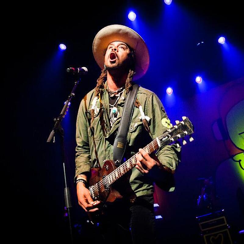 Michael Franti & Spearhead
