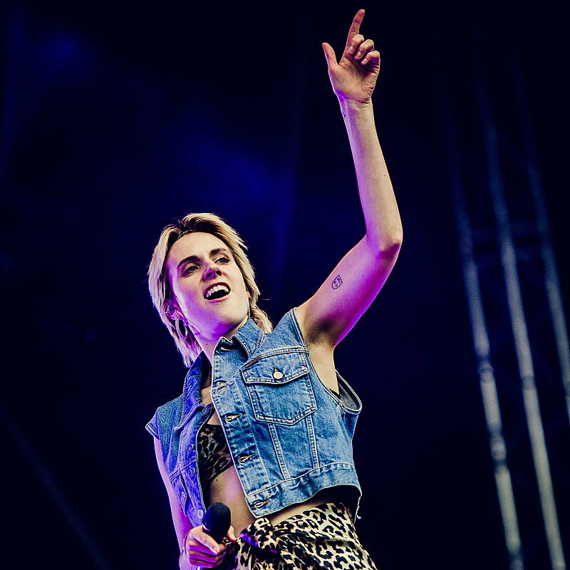 MØ